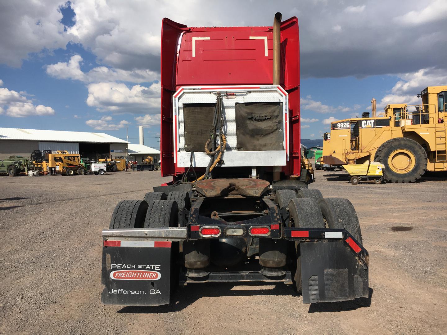 TRACTOCAMION VOLVO VNL64T670